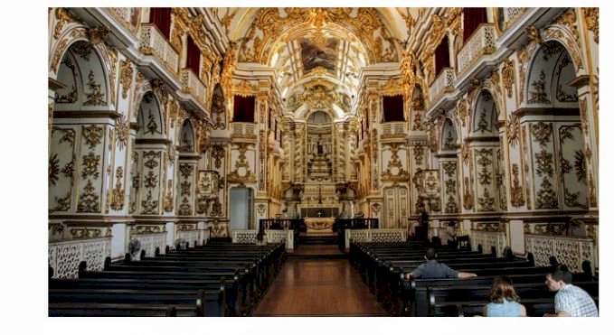 Girls to sing at St Paul's Cathedral's Christmas Day service for the first time in its 900 year history